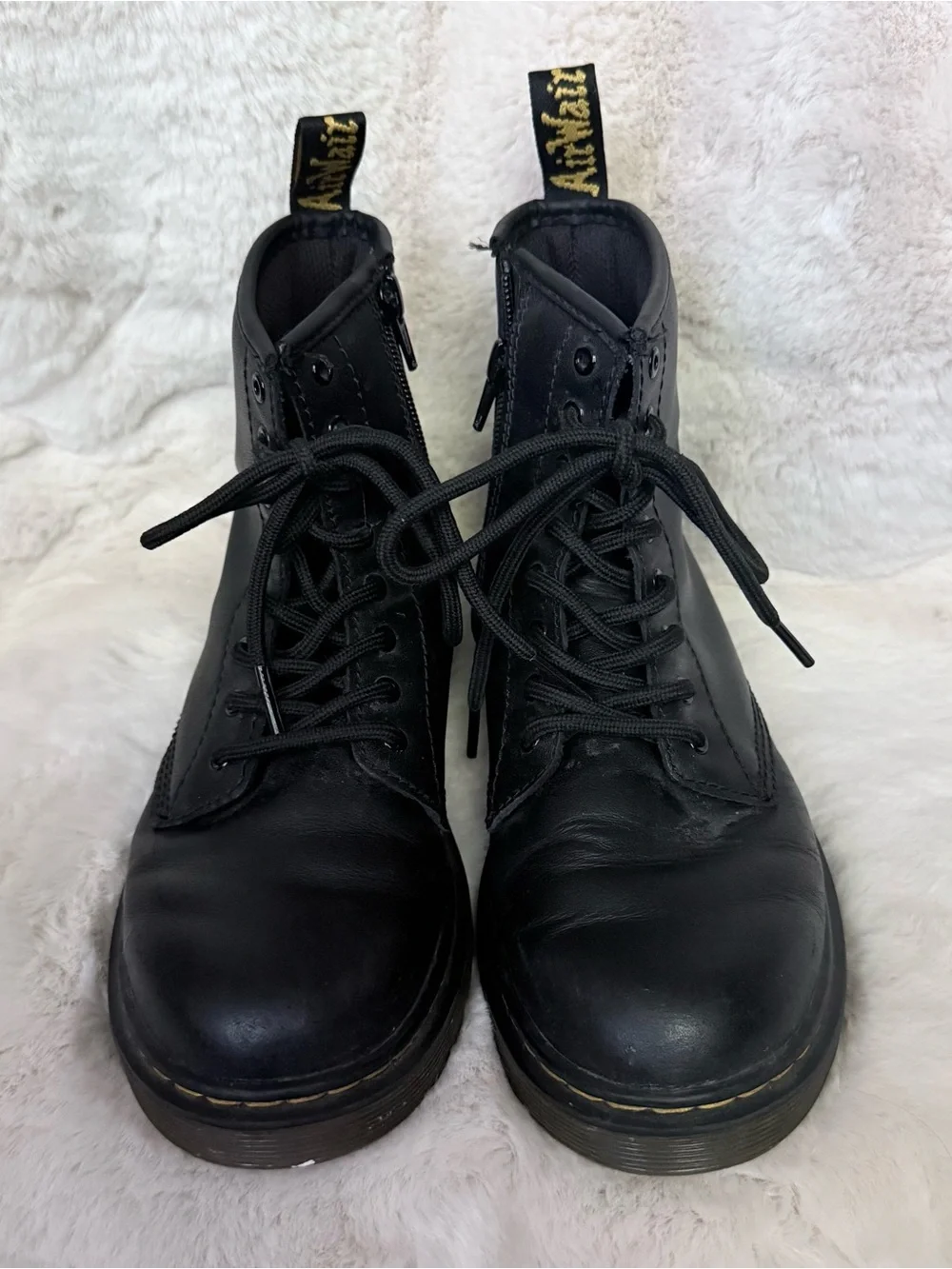 Sz 4 or 5 Junior Big Girl Dr. Martens 1460 Boots